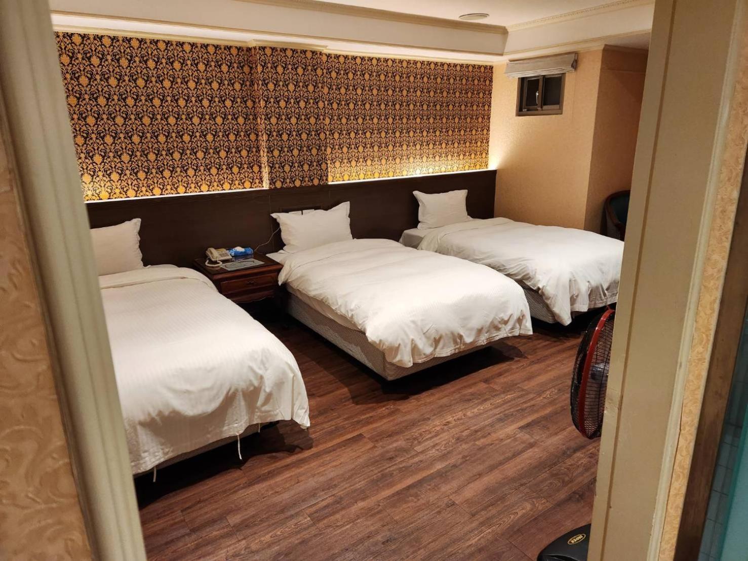 Duke Business Hotel Taoyuan Exteriör bild